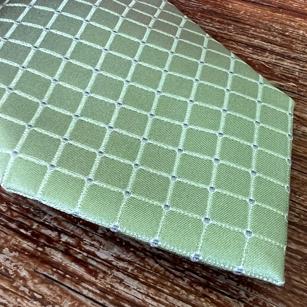 Donald J Trump Signature Collection Silk Tie Green